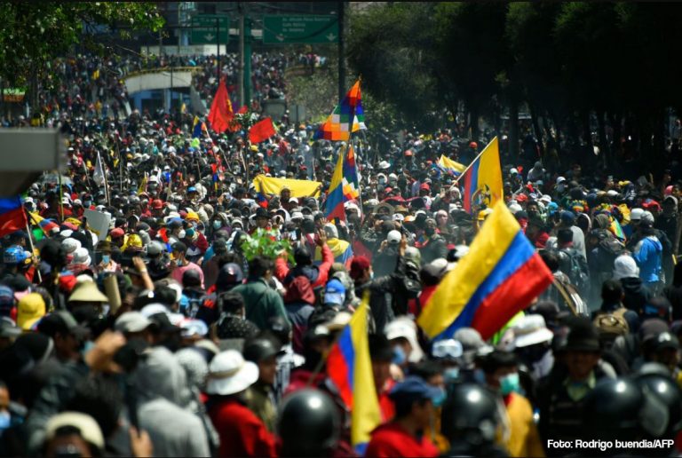 Todo el apoyo a la revolución ecuatoriana y que gobierne la CONAIE